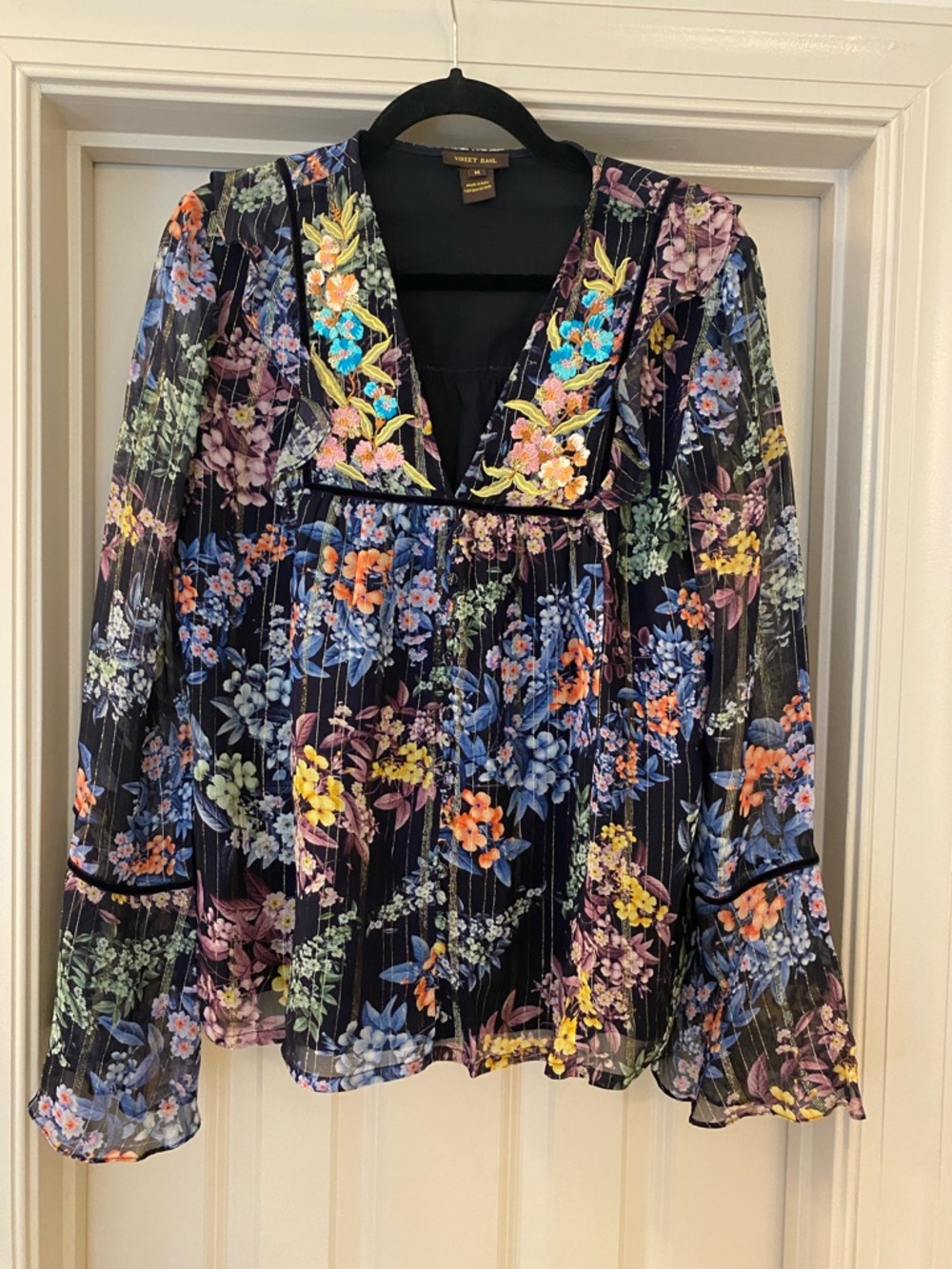 Vineet Bahl Size M Anthro Sheer Embroidered Floral Peasant Top